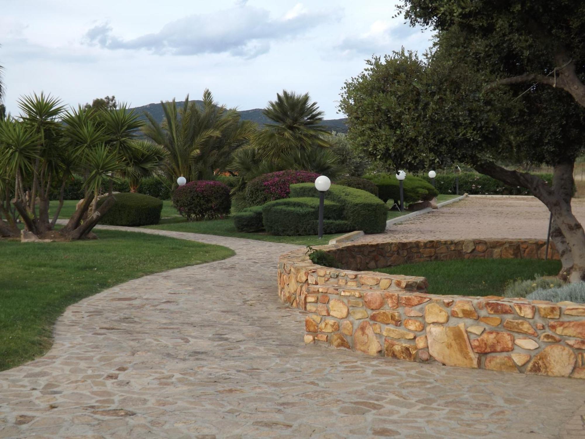 Le Anfore Hotel Villasimius Bagian luar foto