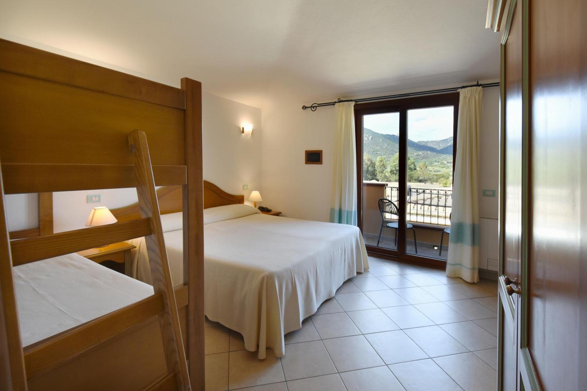 Le Anfore Hotel Villasimius Bagian luar foto