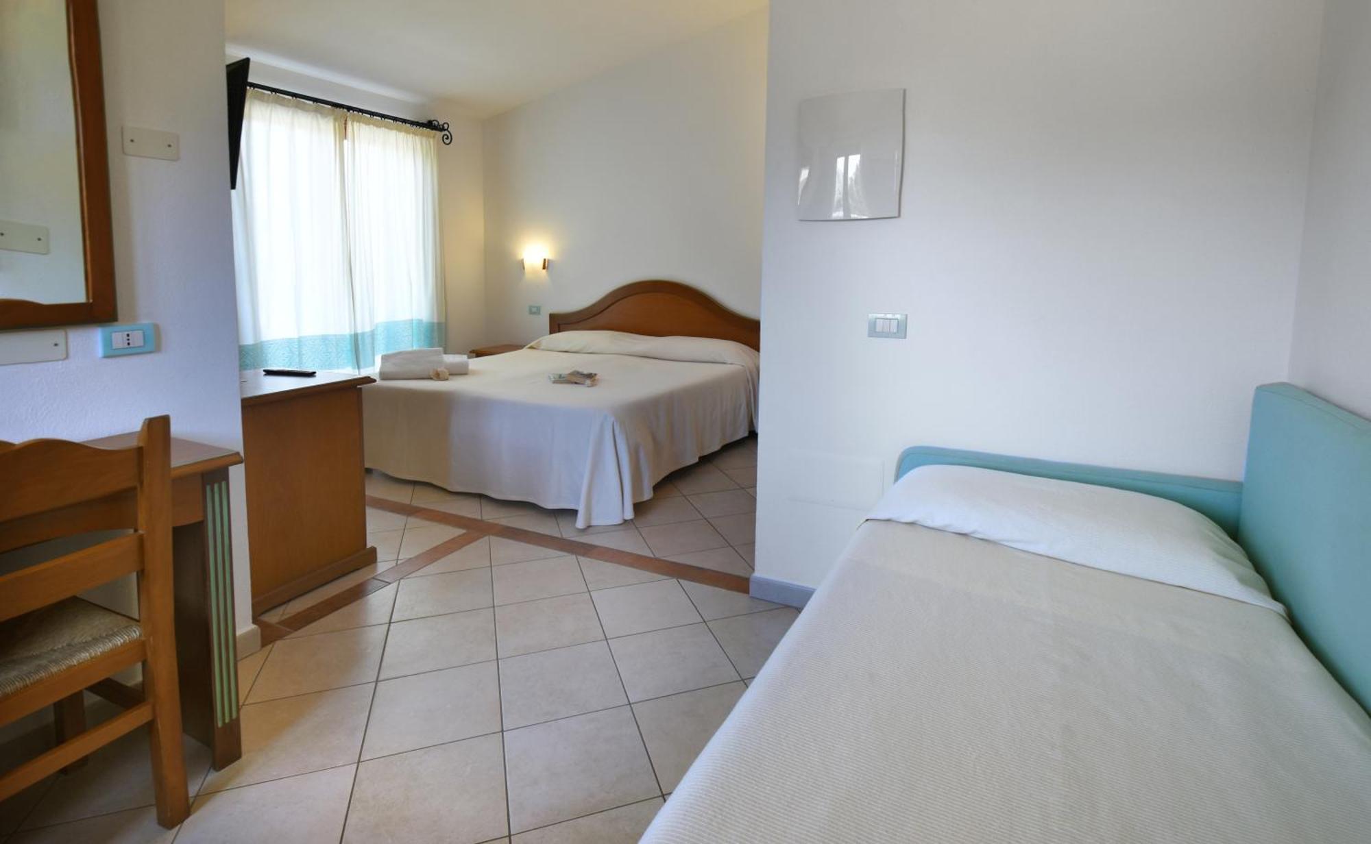 Le Anfore Hotel Villasimius Bagian luar foto