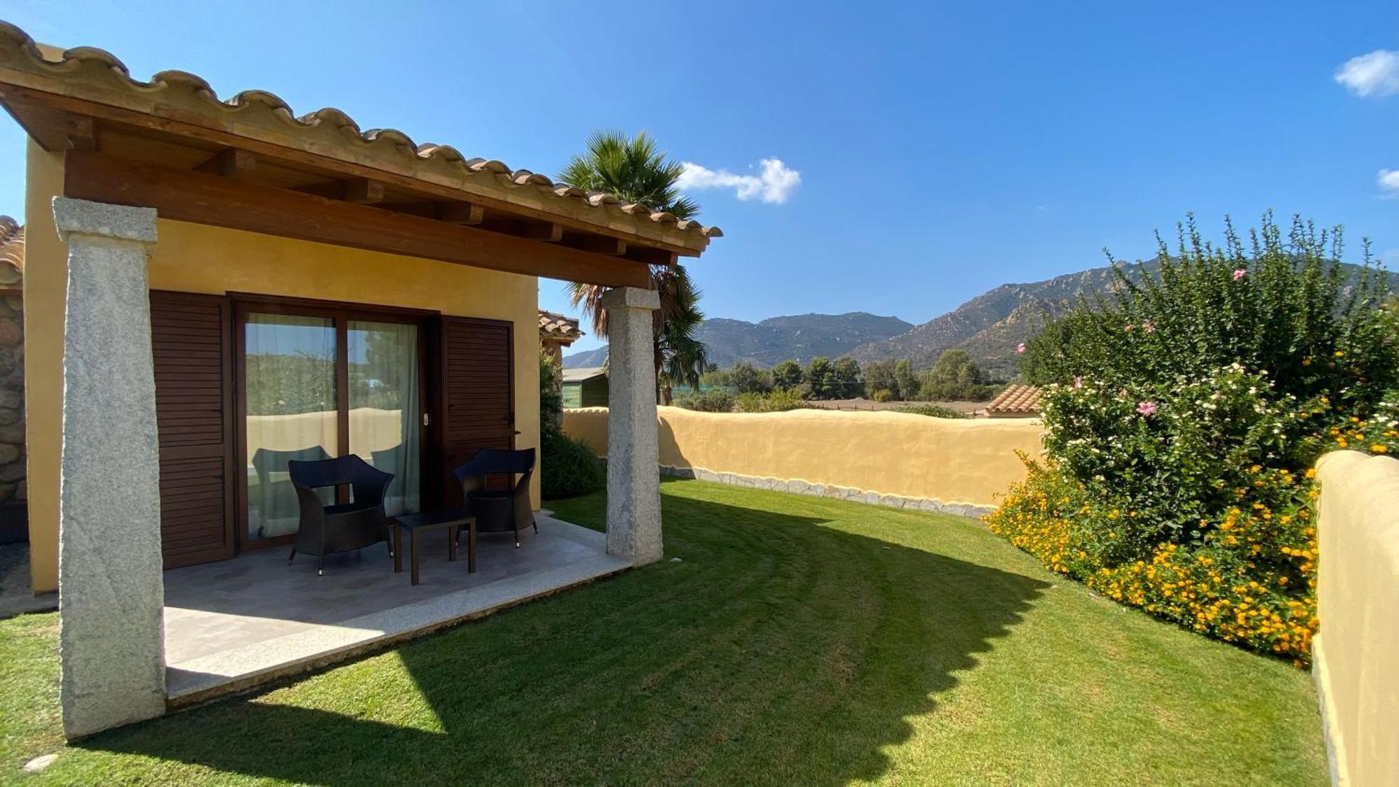 Le Anfore Hotel Villasimius Bagian luar foto
