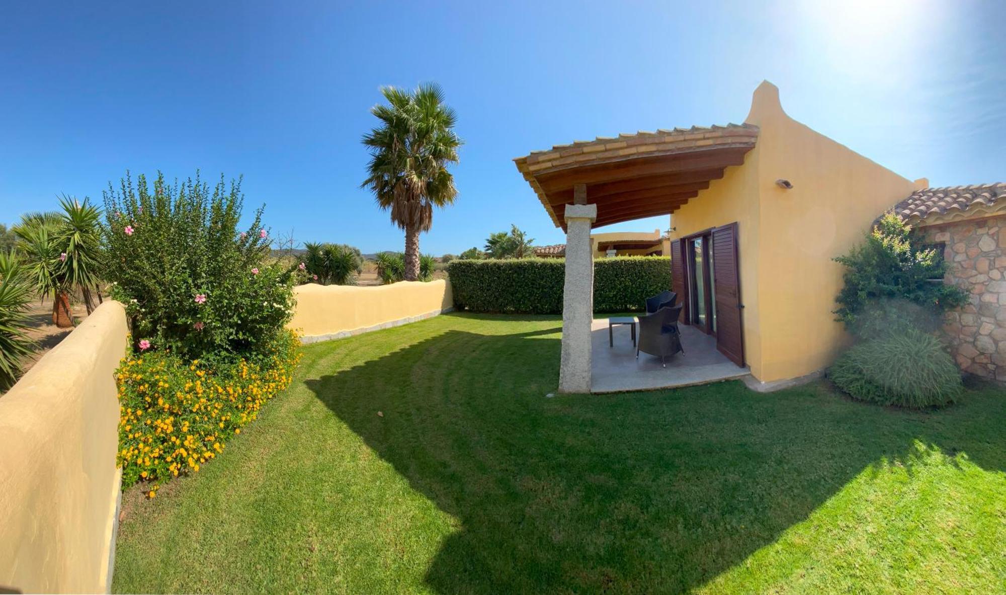 Le Anfore Hotel Villasimius Bagian luar foto