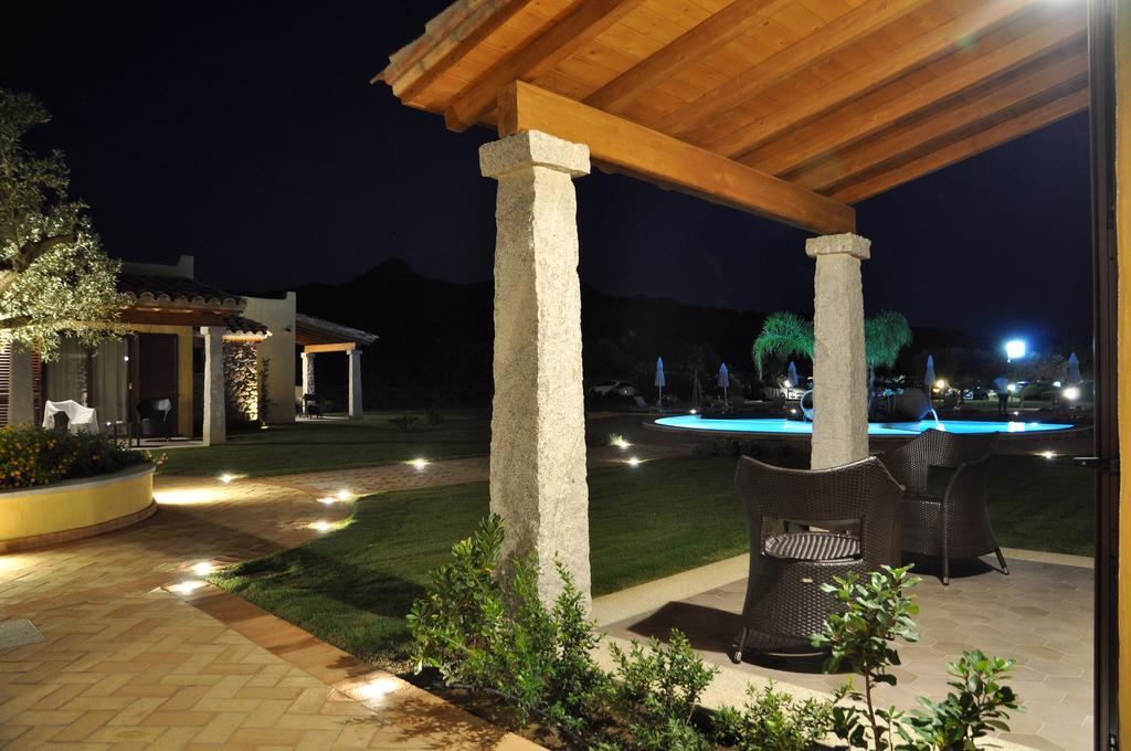 Le Anfore Hotel Villasimius Bagian luar foto