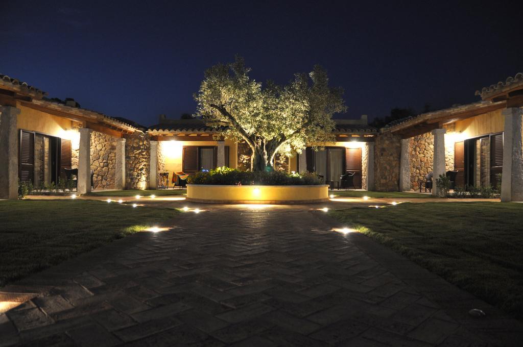 Le Anfore Hotel Villasimius Bagian luar foto